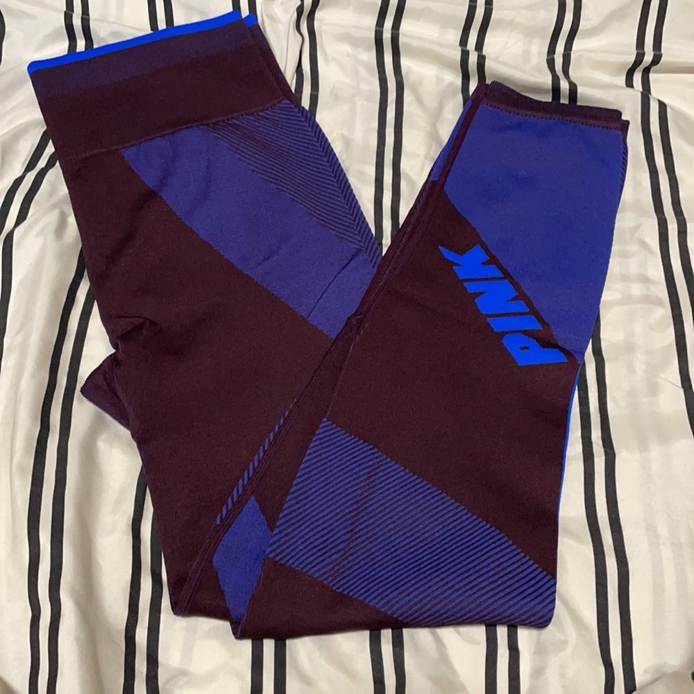 Seamless workout tights